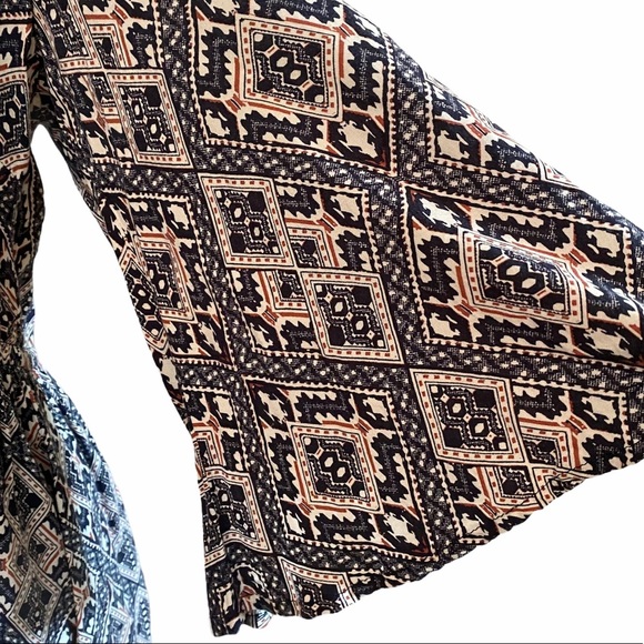 Francesca’s Blue Rain Bell Sleeve Mini Dress - Picture 4 of 10